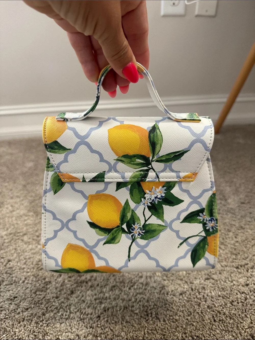 Lemon Print Top-Handle girls bag - White and Yellow